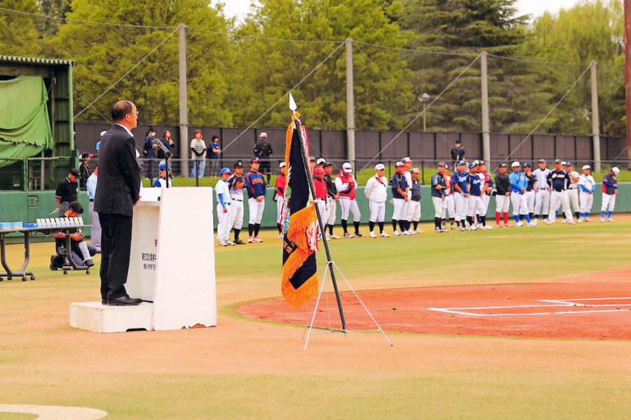 地元小学生の学童軟式野球大会開会式にて